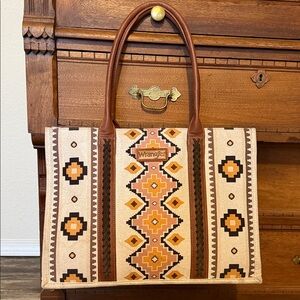 Wrangler Women's Geometric Brown and Cream Tote